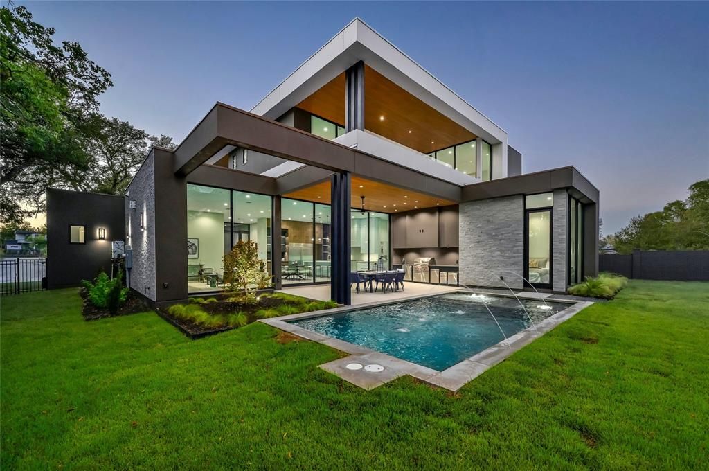 Timeless elegance meets modern luxury austin home on the market for 5099000 2