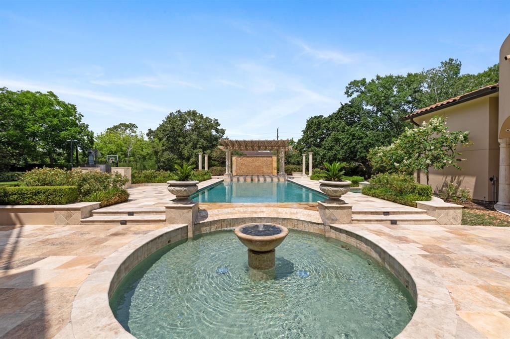 Unrivaled italianate villa in houston offers ultimate privacy and endless entertainment for 10995000 30