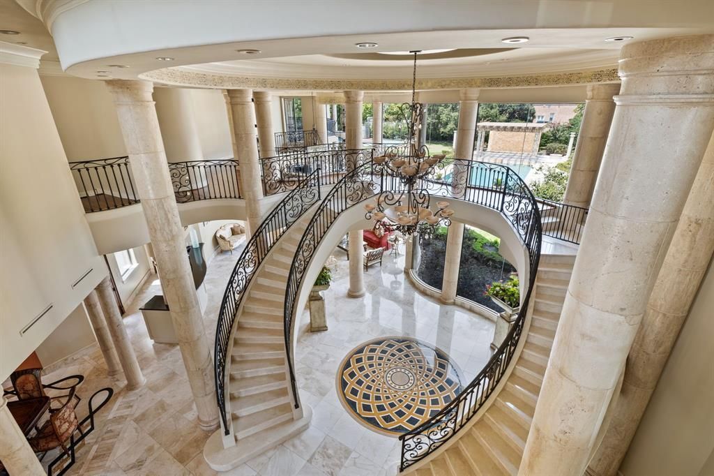 Unrivaled italianate villa in houston offers ultimate privacy and endless entertainment for 10995000 35