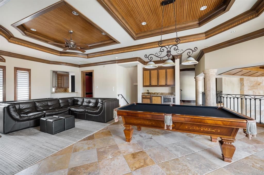Unrivaled italianate villa in houston offers ultimate privacy and endless entertainment for 10995000 36