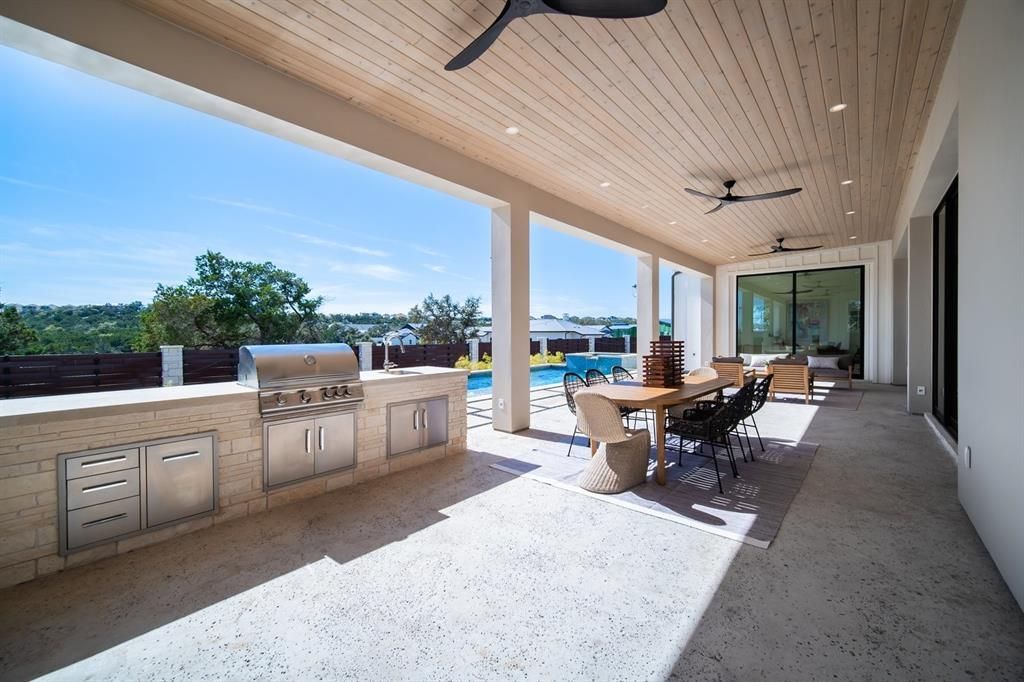 Ames design build unveils tranquil single story modern ranch in austin priced at 3. 125 million 28