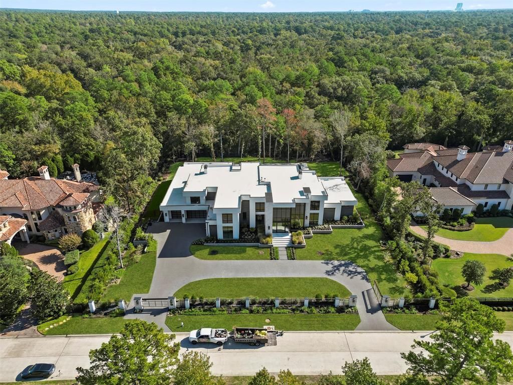 An architectural marvel the 7 million 1. 4 acre modern estate in spring 3