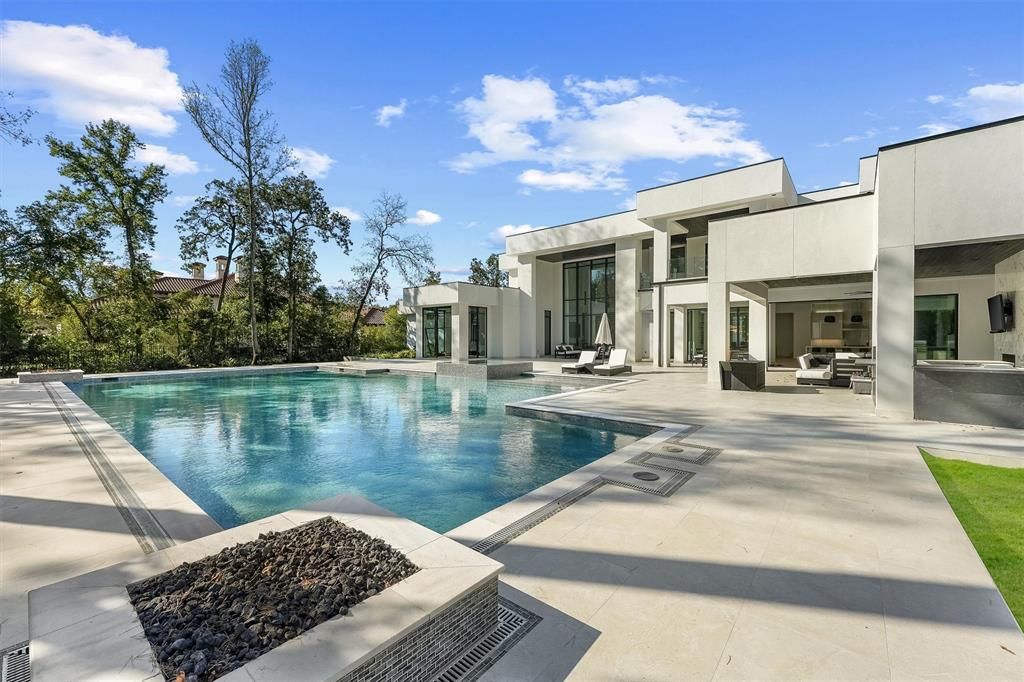 An architectural marvel the 7 million 1. 4 acre modern estate in spring 45