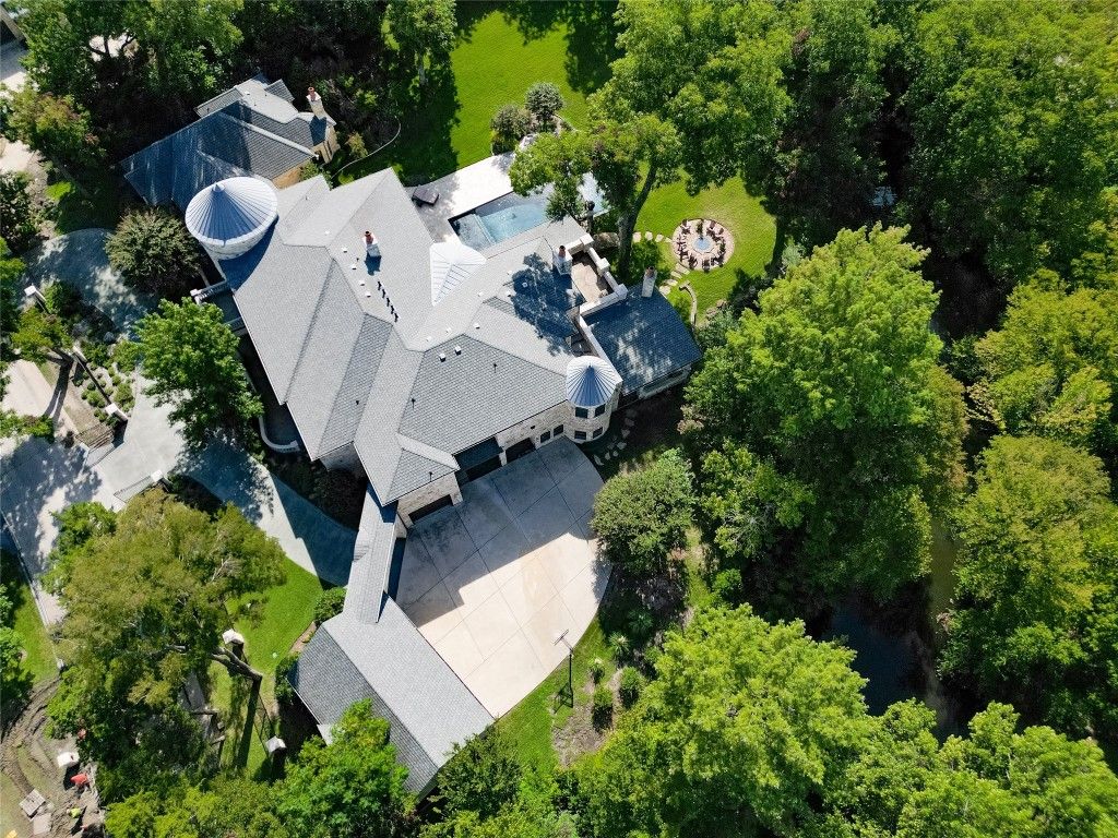 Custom traditional home with unmatched quality in dallas listed at 5. 85 million 36