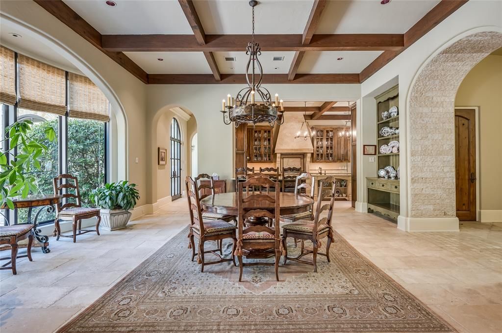 Elby martins refined classic design showpiece in houston priced at 11. 5 million 18