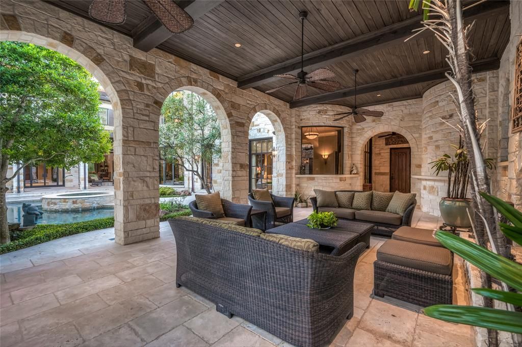 Elby martins refined classic design showpiece in houston priced at 11. 5 million 38
