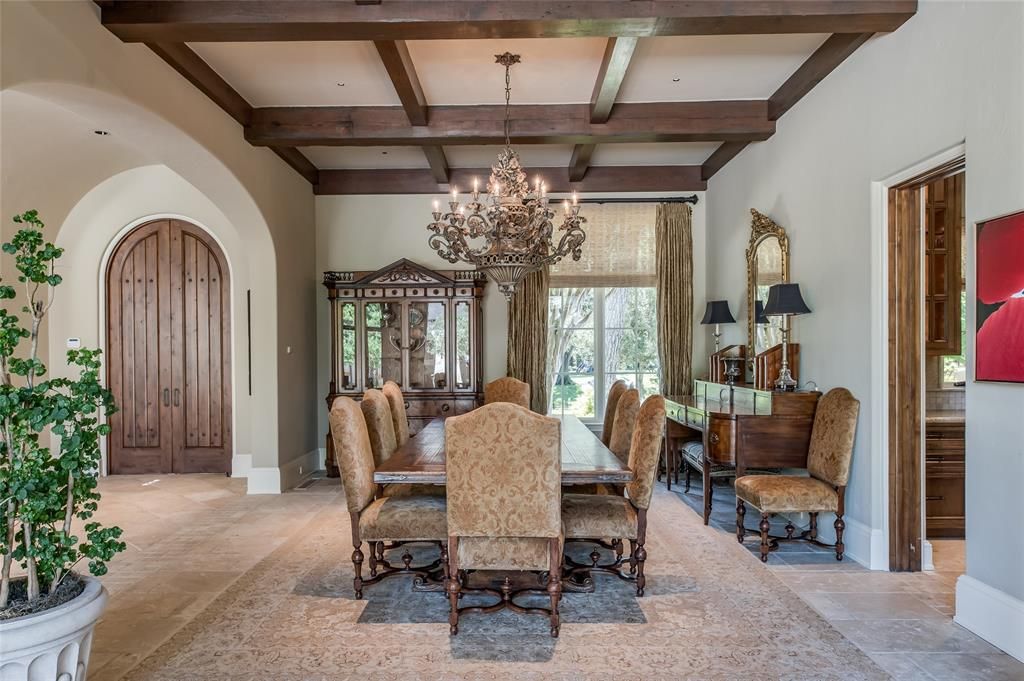 Elby martins refined classic design showpiece in houston priced at 11. 5 million 6