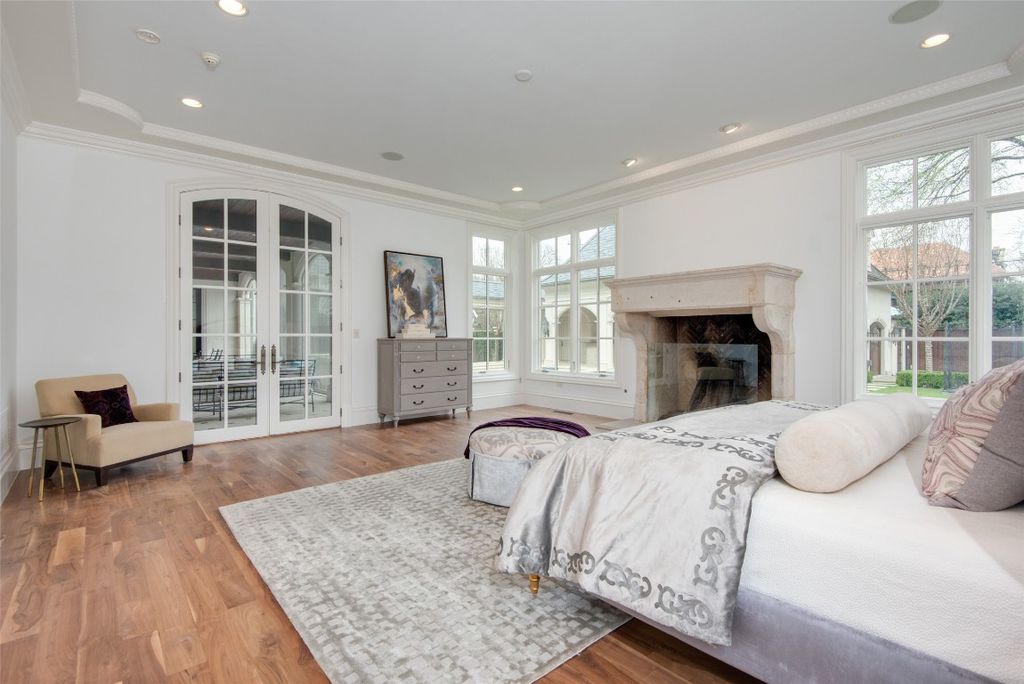 Elegance beyond compare pristine french masterpiece in highland park offered at 10995000 18
