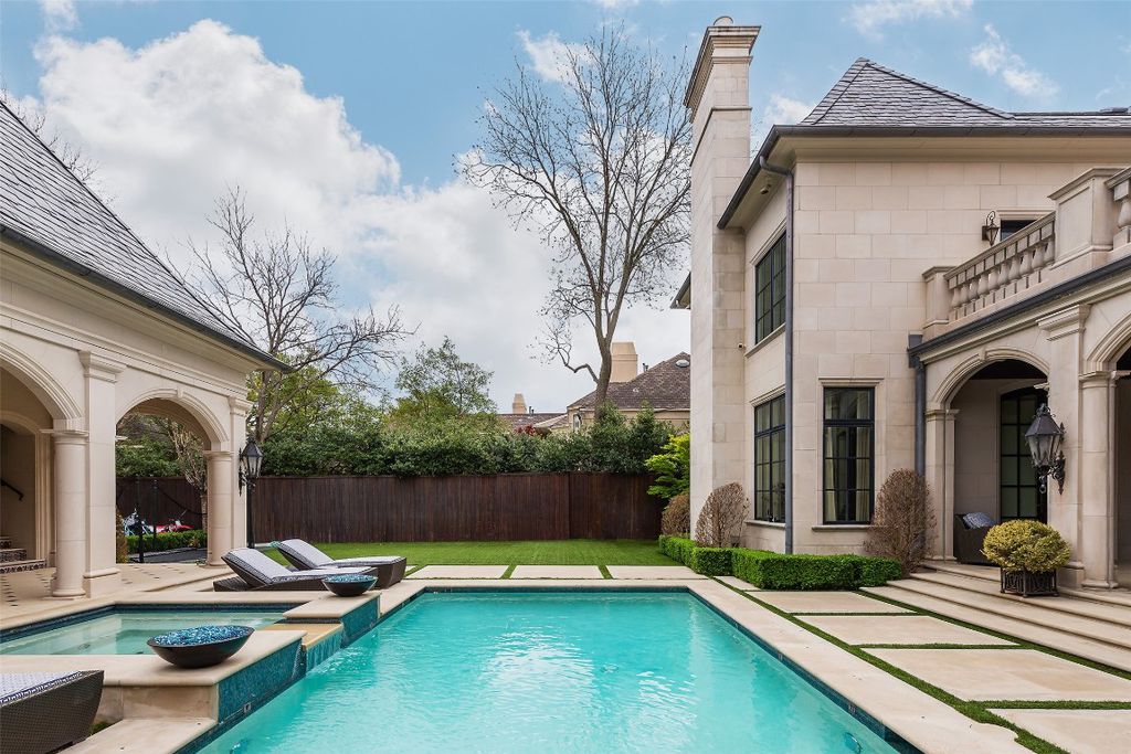 Elegance beyond compare pristine french masterpiece in highland park offered at 10995000 27