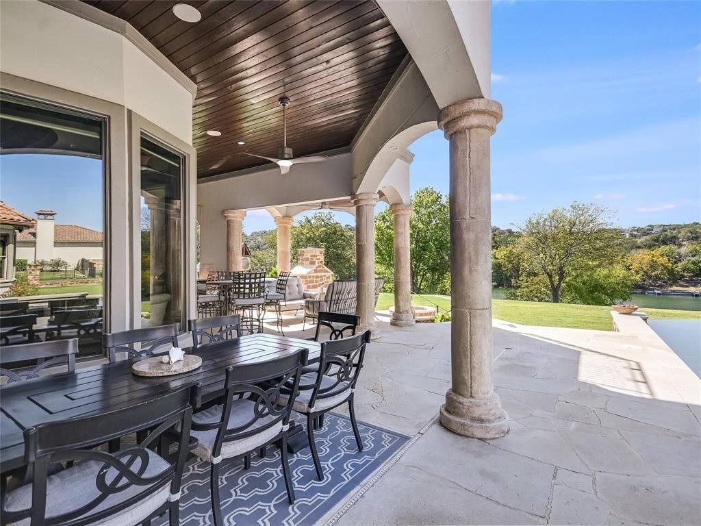 Exquisite lake austin retreat seamlessly blending opulence and outdoor splendor offered at 7. 9 million 25