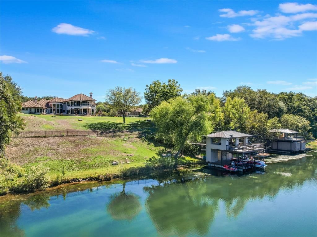 Exquisite lake austin retreat seamlessly blending opulence and outdoor splendor offered at 7. 9 million 35