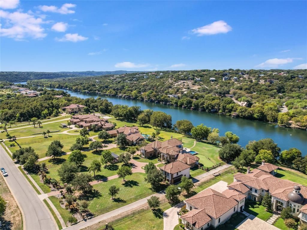Exquisite lake austin retreat seamlessly blending opulence and outdoor splendor offered at 7. 9 million 39