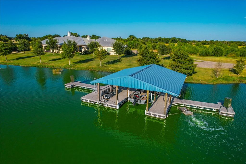 Magnificent leon river ranch in temple a tapestry of endless opportunities at 13. 5 million 10