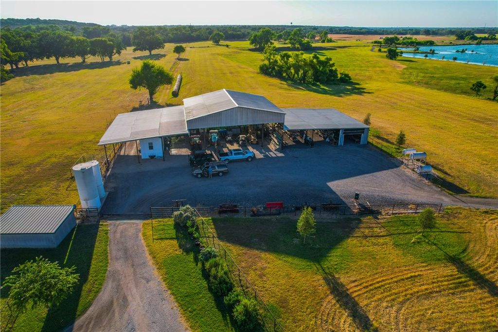 Magnificent leon river ranch in temple a tapestry of endless opportunities at 13. 5 million 53