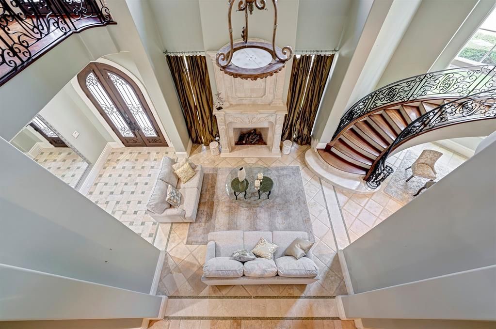 Northern italian elegance houston residence with spectacular architecture listed at 2. 875 million 31