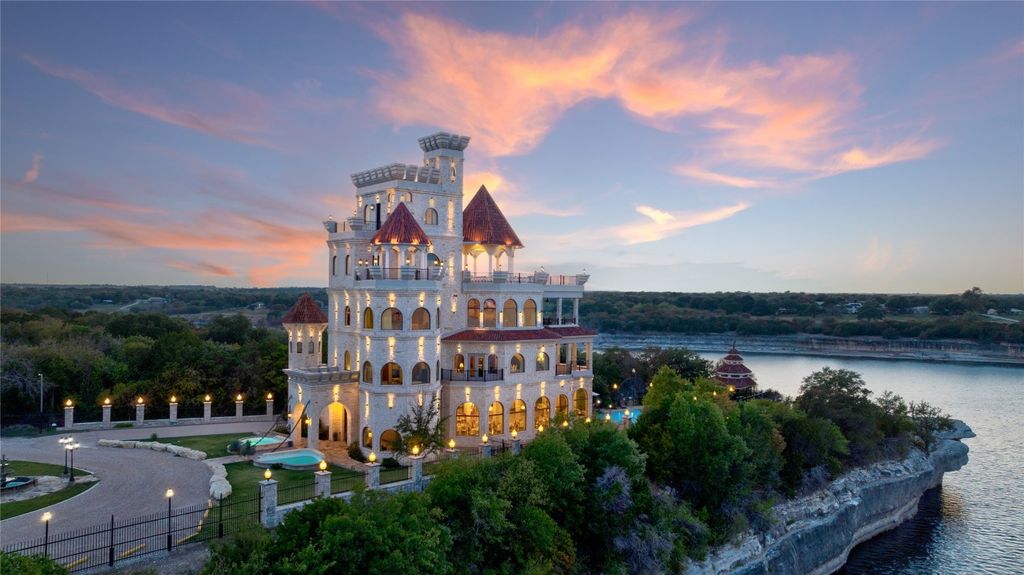 Parsons Castle: A Majestic Haven and Exclusive Event Venue with Breathtaking Lake Views, Offered at $5.5 Million