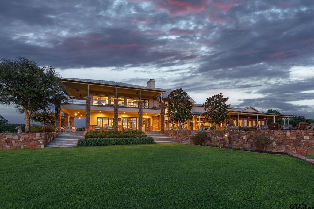 Rio neches ranch a remarkable property with every amenity imaginable in tyler listed at 26. 5 million 11