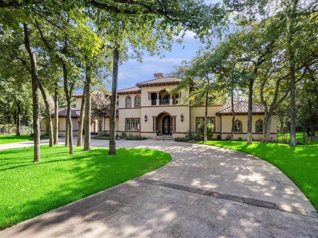 Stunning dream home in westlake hits the market for 4. 8 million 4