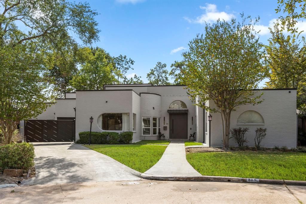 Stunning houston home with luxury upgrades listed at 2. 07 million 49