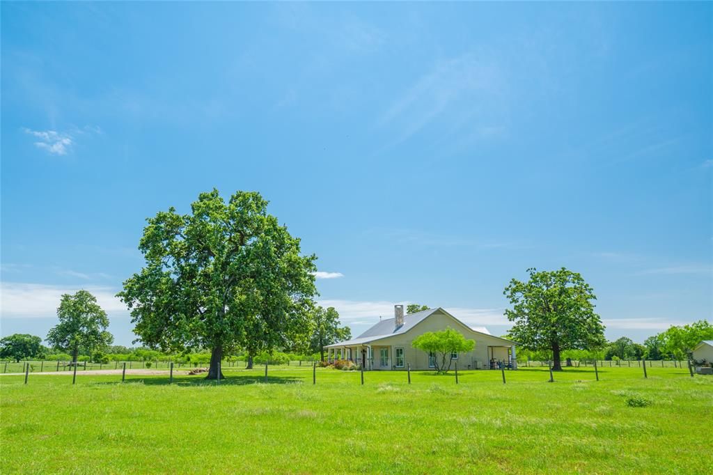 Unmatched elegance at broad oaks ranch in hempstead tx priced at 29. 5 million 40