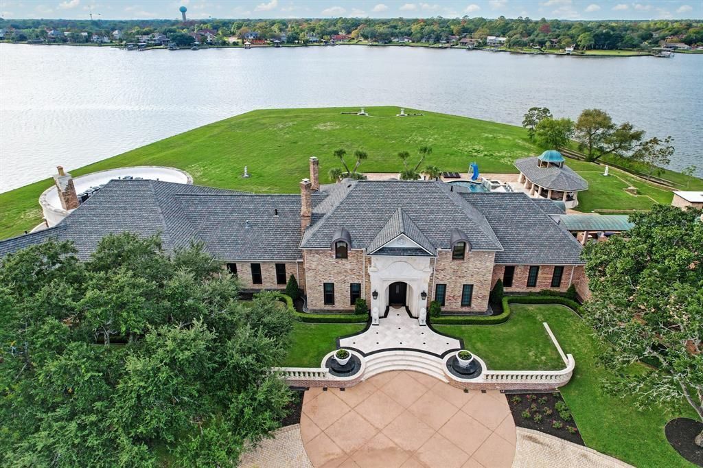 Unparalleled waterfront estate in seabrook hits the market at 7. 99 million 1