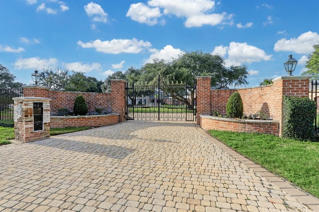 Unparalleled waterfront estate in seabrook hits the market at 7. 99 million 2