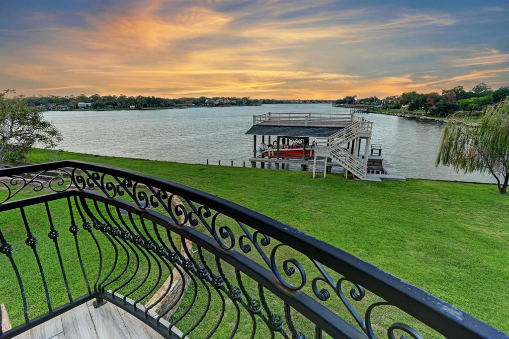 Unparalleled waterfront estate in seabrook hits the market at 7. 99 million 32