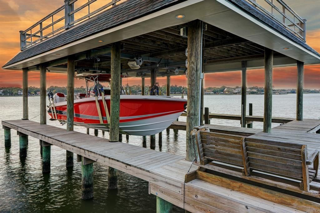 Unparalleled waterfront estate in seabrook hits the market at 7. 99 million 43