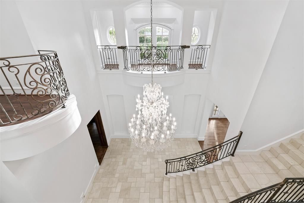 Captivating houston estate an entertainers dream at 4599900 6
