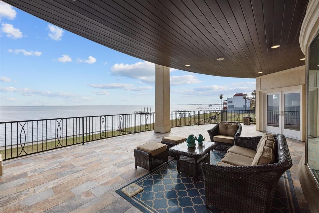 Casa bahia masterfully curated waterfront oasis with panoramic views of galveston bay asking for 3. 926 million 13