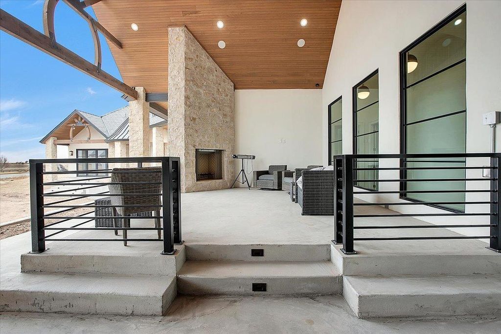 Exceptional home with the finest west texas sunset views offered at 2. 5 million 44