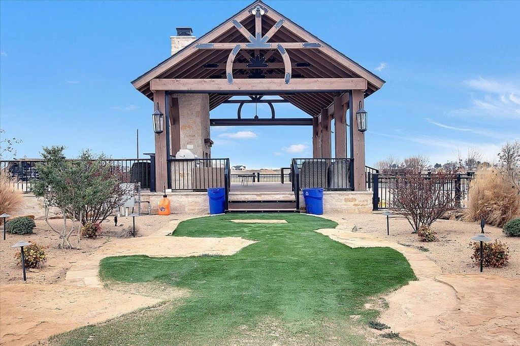 Exceptional home with the finest west texas sunset views offered at 2. 5 million 9