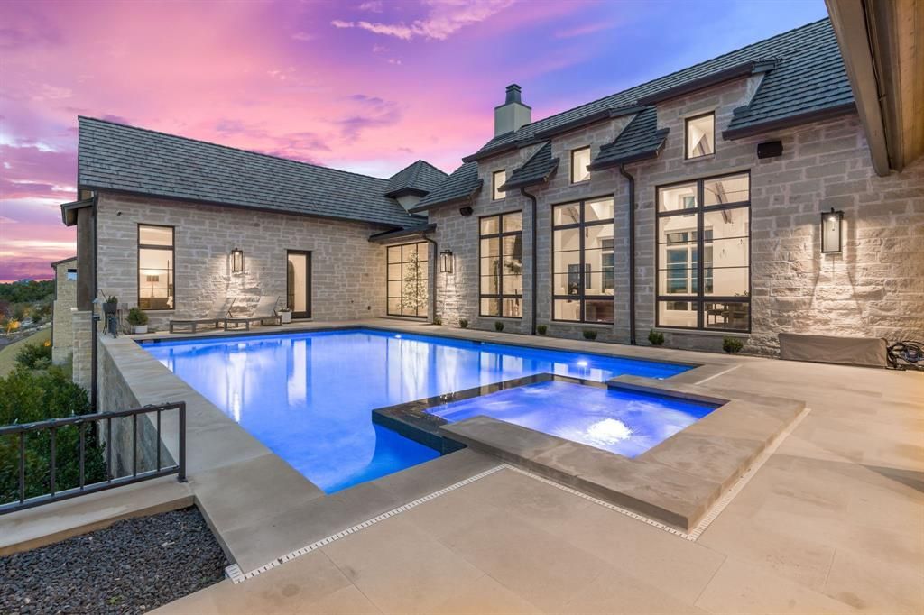 Luxurious amarra estate with panoramic views in austin asking for 5995 million 38