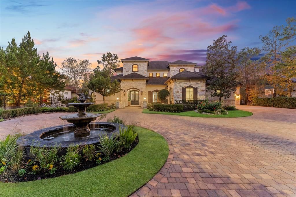 Luxury Redefined: A $3 Million Custom Home on 1.3 Acres in The Village of Indian Springs, The Woodlands
