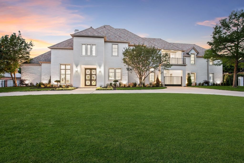 Sean mutula custom design and ny architect joel melton collaborate on a 4. 997 million gated masterpiece in southlake 1