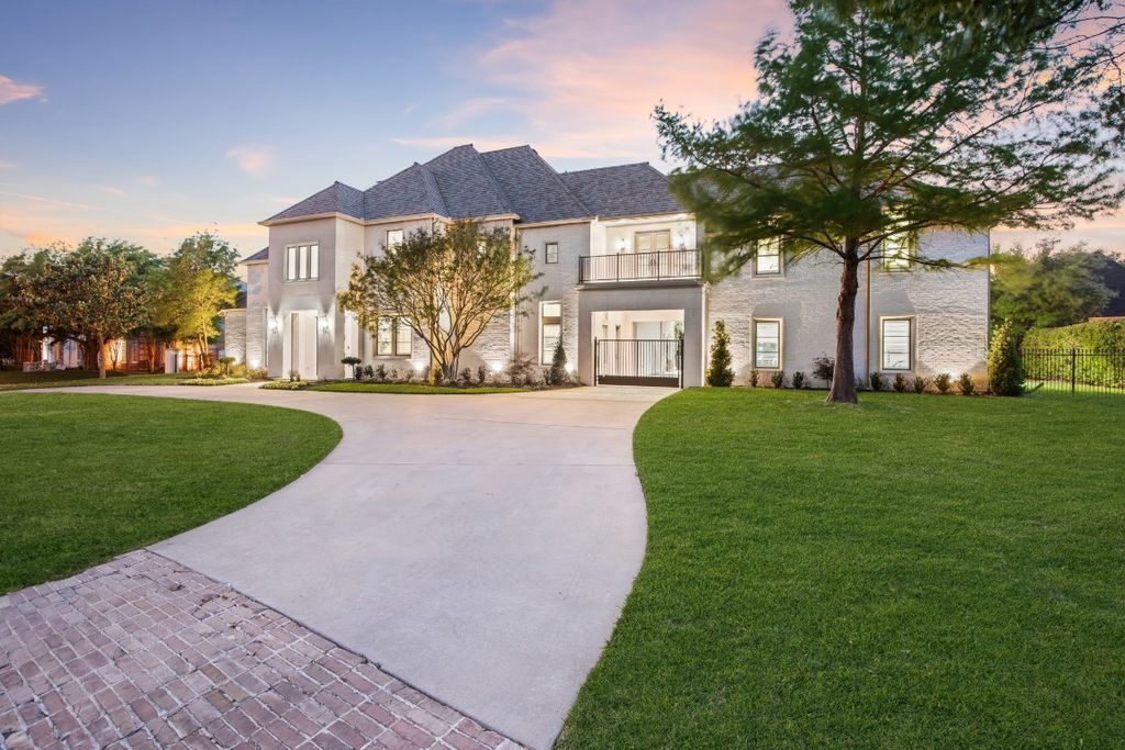 Sean mutula custom design and ny architect joel melton collaborate on a 4. 997 million gated masterpiece in southlake 33