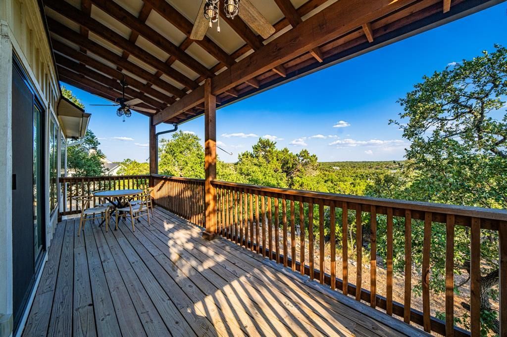 Serene lake views and luxury living await in wimberleys exclusive property priced at 3. 995 million 34