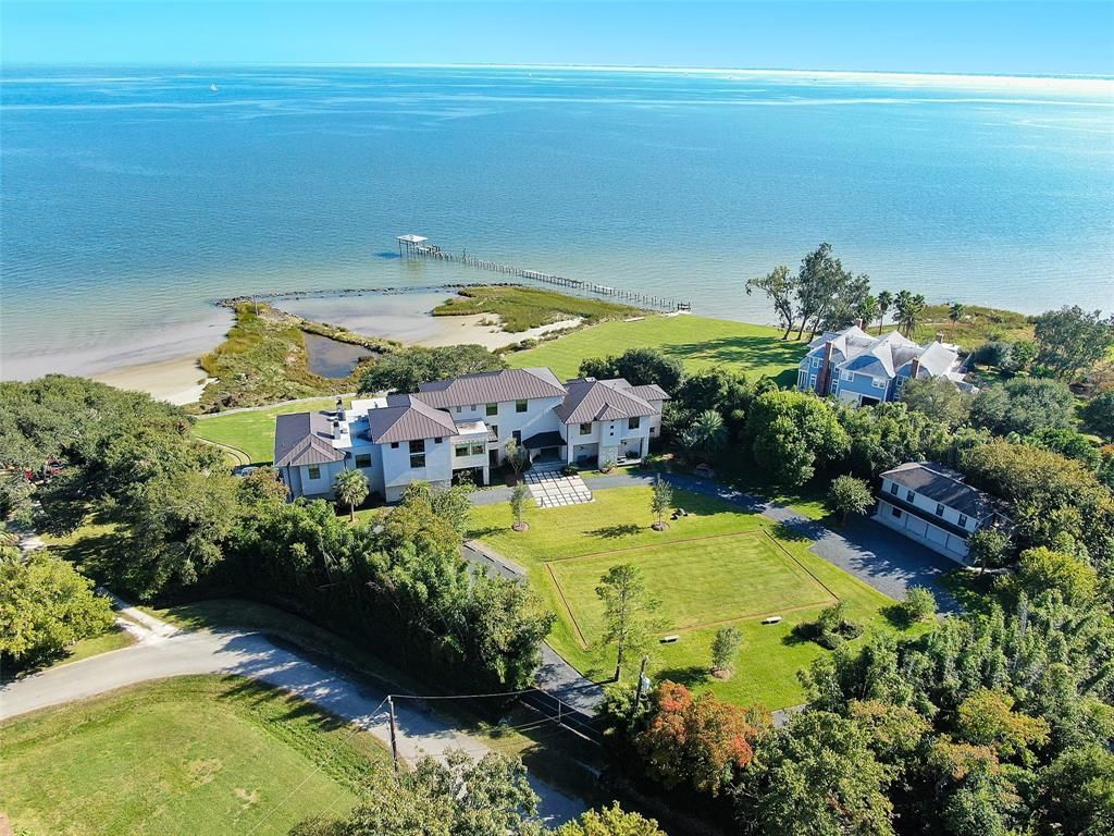 Gorgeous waterfront oasis seabrooks family compound hits the market at 4. 345 million 2