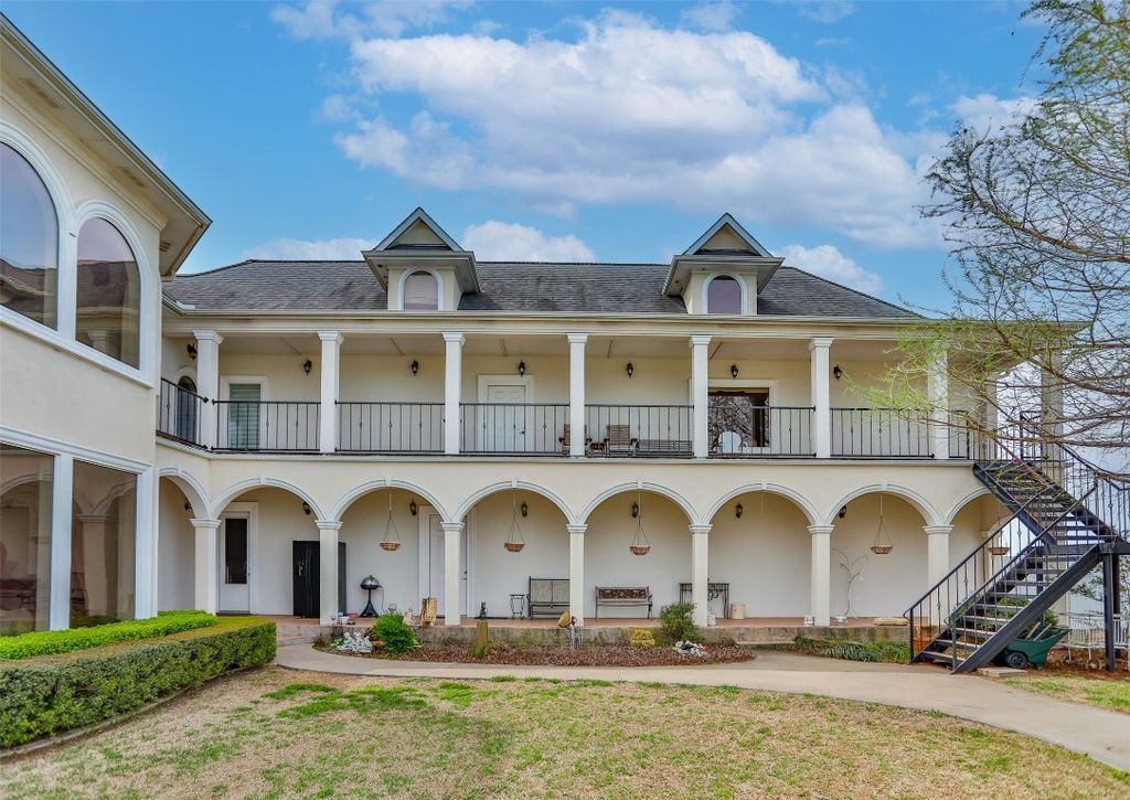 Hilltop elegance a stunning 3 story georgian style home asking for 2. 559 million 11
