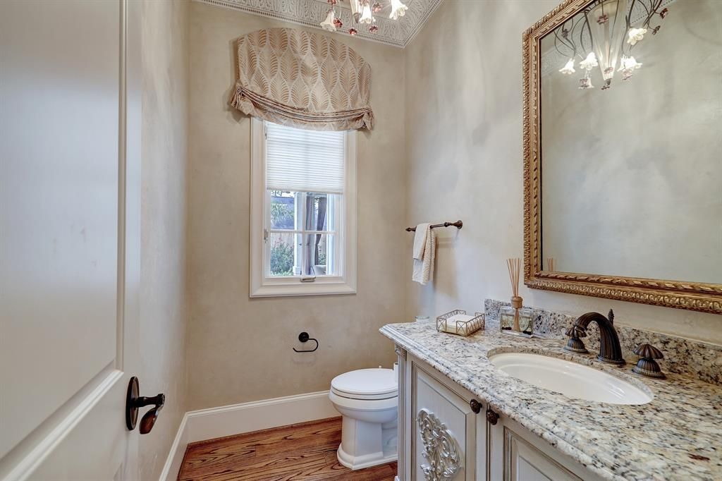 Stunning houston home with abundant amenities priced at 2. 45 million 23