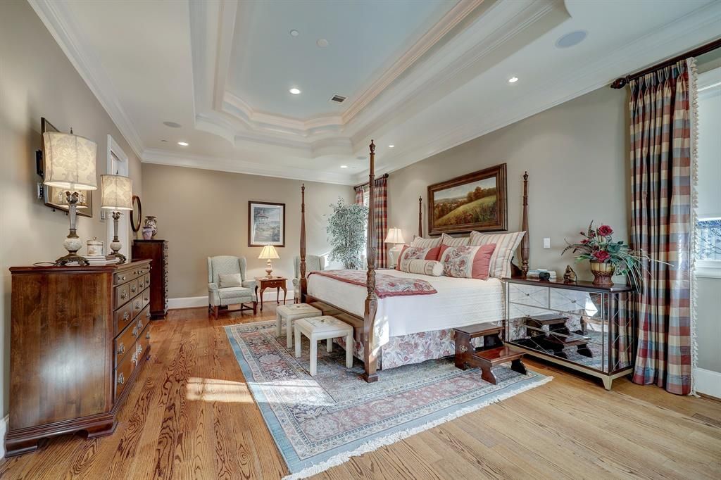Stunning houston home with abundant amenities priced at 2. 45 million 24