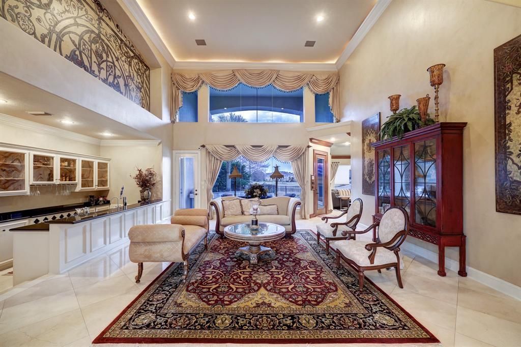A magnificent kickerillo custom home in lakes of parkway listed at 2. 75 million 11