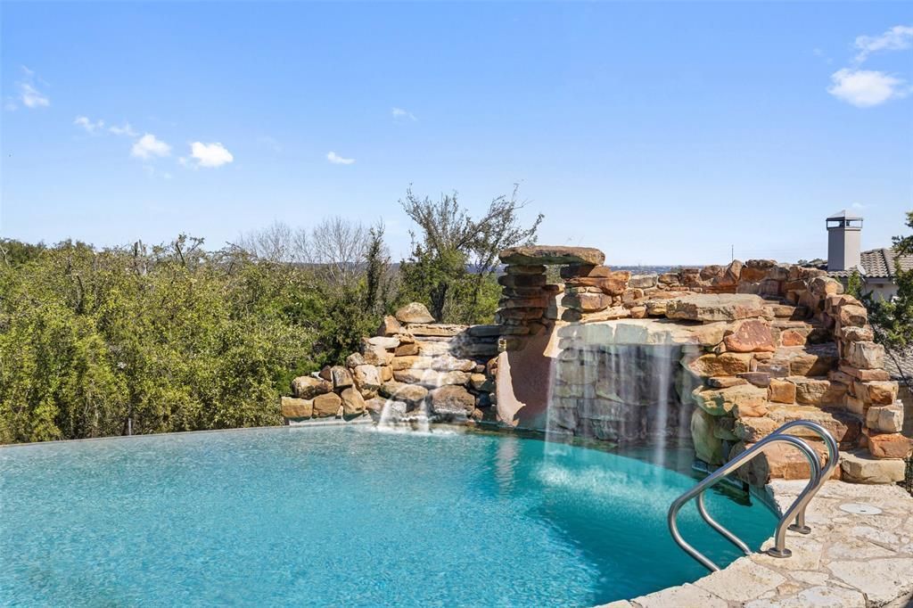 Exclusive luxury a retreat in seven oaks offered at 3. 195 million 25