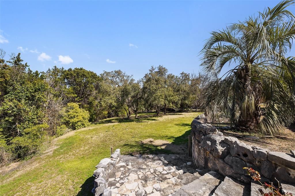 Exclusive luxury a retreat in seven oaks offered at 3. 195 million 29