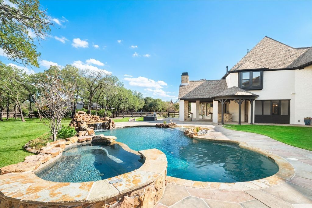 Expansive gated estate on 6. 6 acres available for 3. 5 million 33