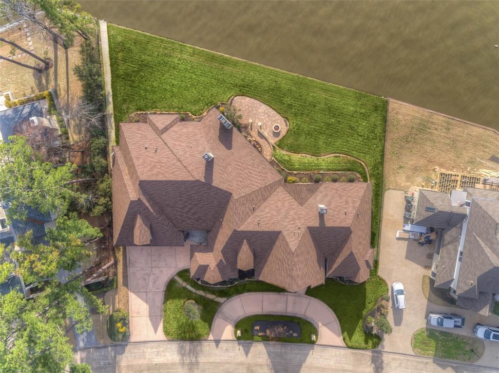 Lake conroe retreat custom home in gated island at bentwater for 2 44