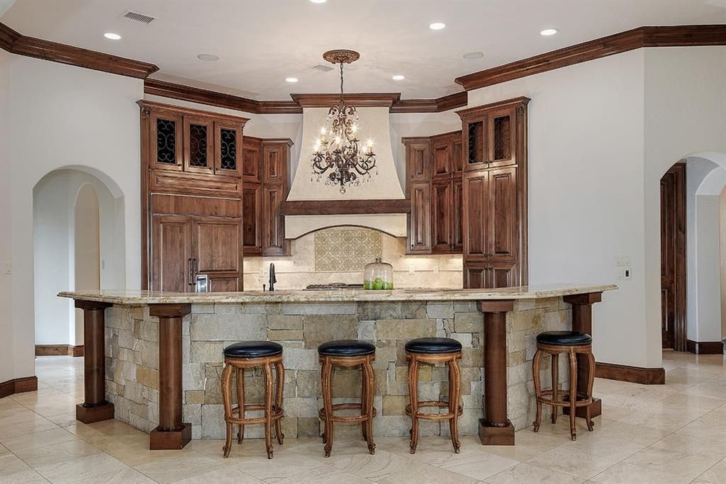 Spectacular kingman home in carlton woods with world class amenities 15