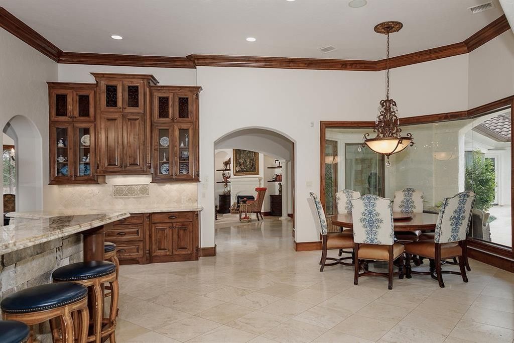 Spectacular kingman home in carlton woods with world class amenities 18