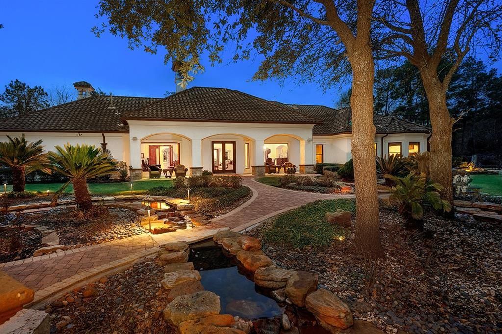 Spectacular kingman home in carlton woods with world class amenities 50