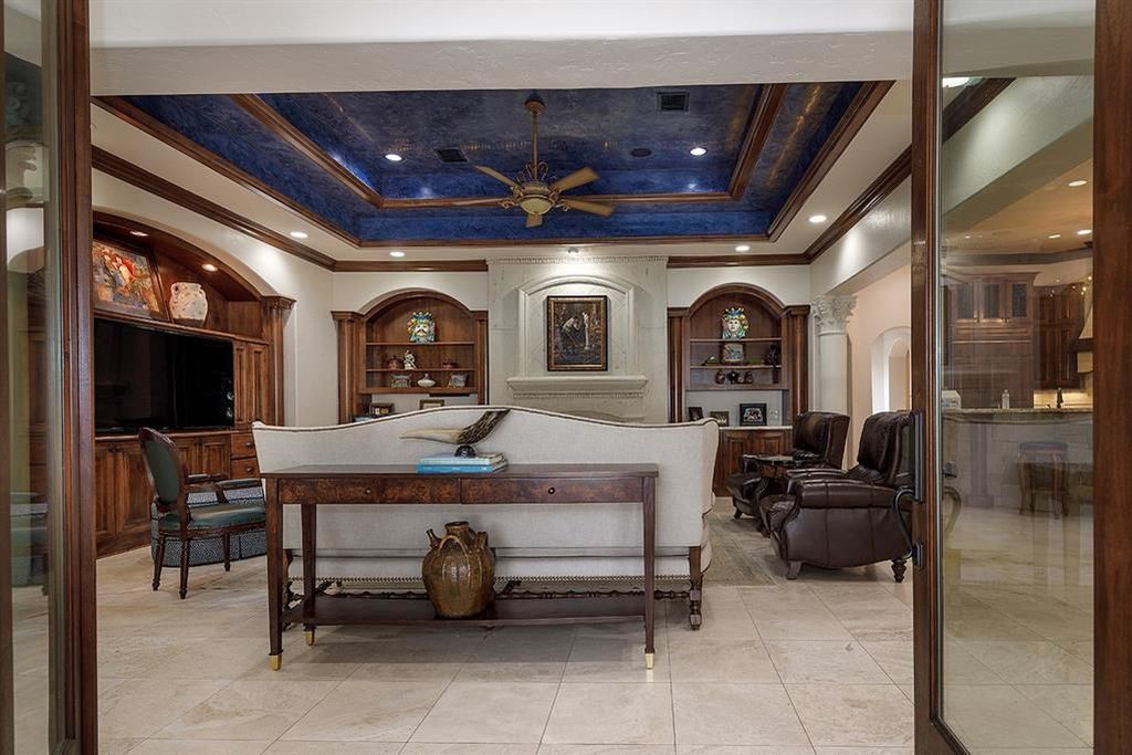 Spectacular kingman home in carlton woods with world class amenities 9
